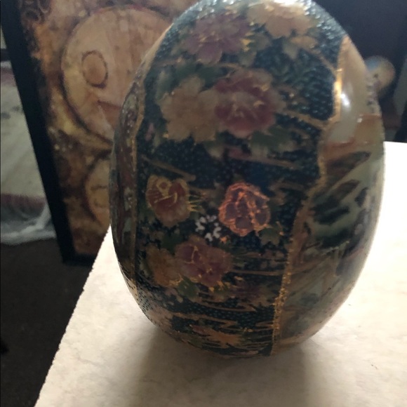 Porcelain Hand PaintedAsian Egg - Picture 3 of 8